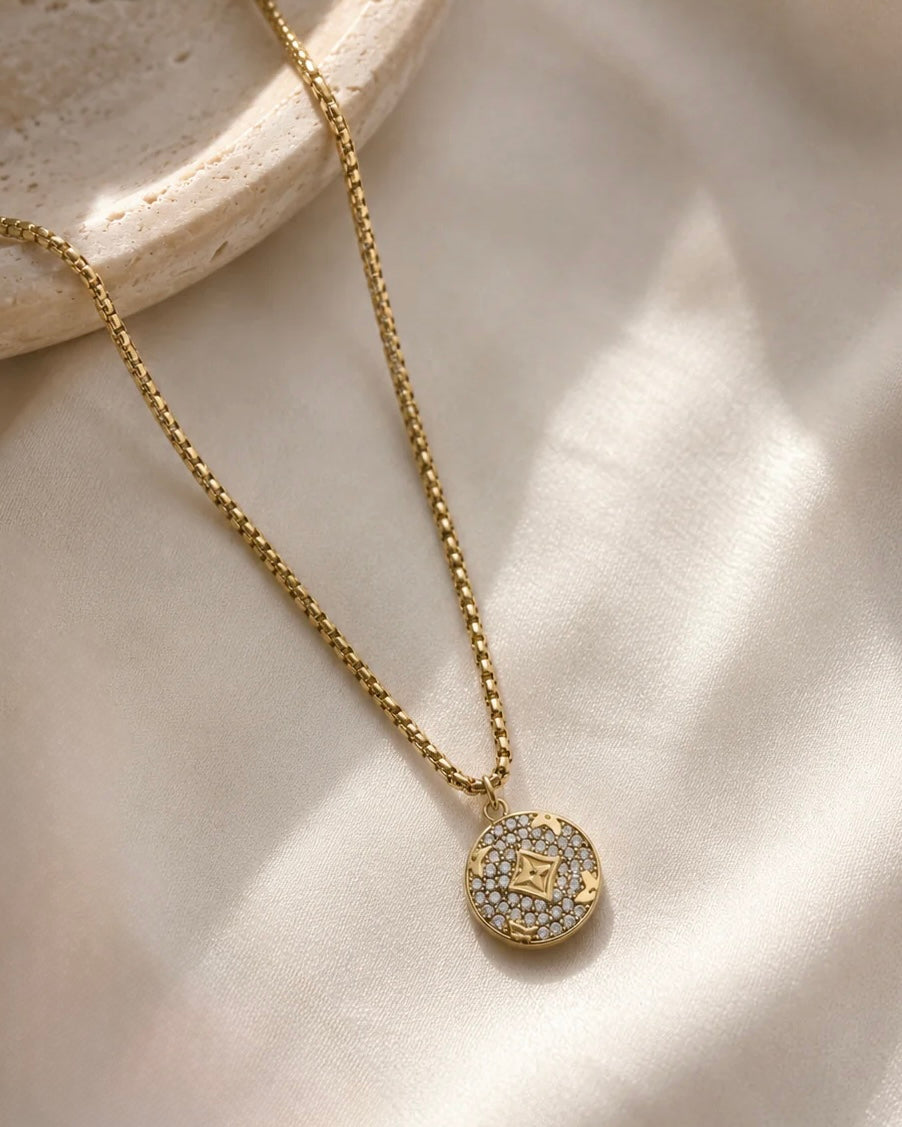 LV ROUND DIAMOND NECKLACE