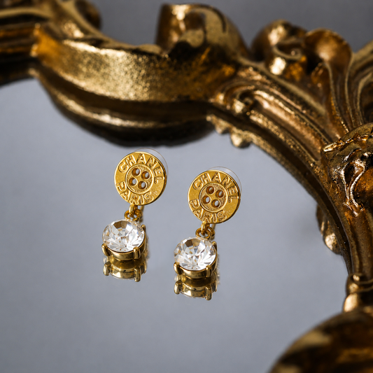 CHANEL DIAMOND BUTTON EARRING