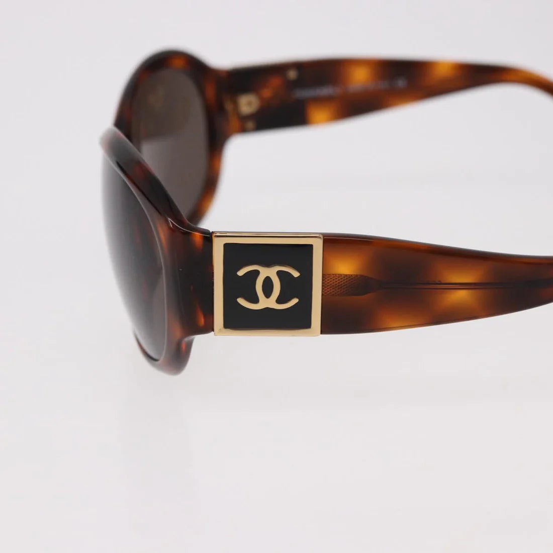 Chanel CC Tortoiseshell Coco mark Sunglasses