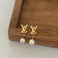 LV PEARL EARRING