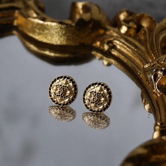 CHANEL BUTTON EARRING