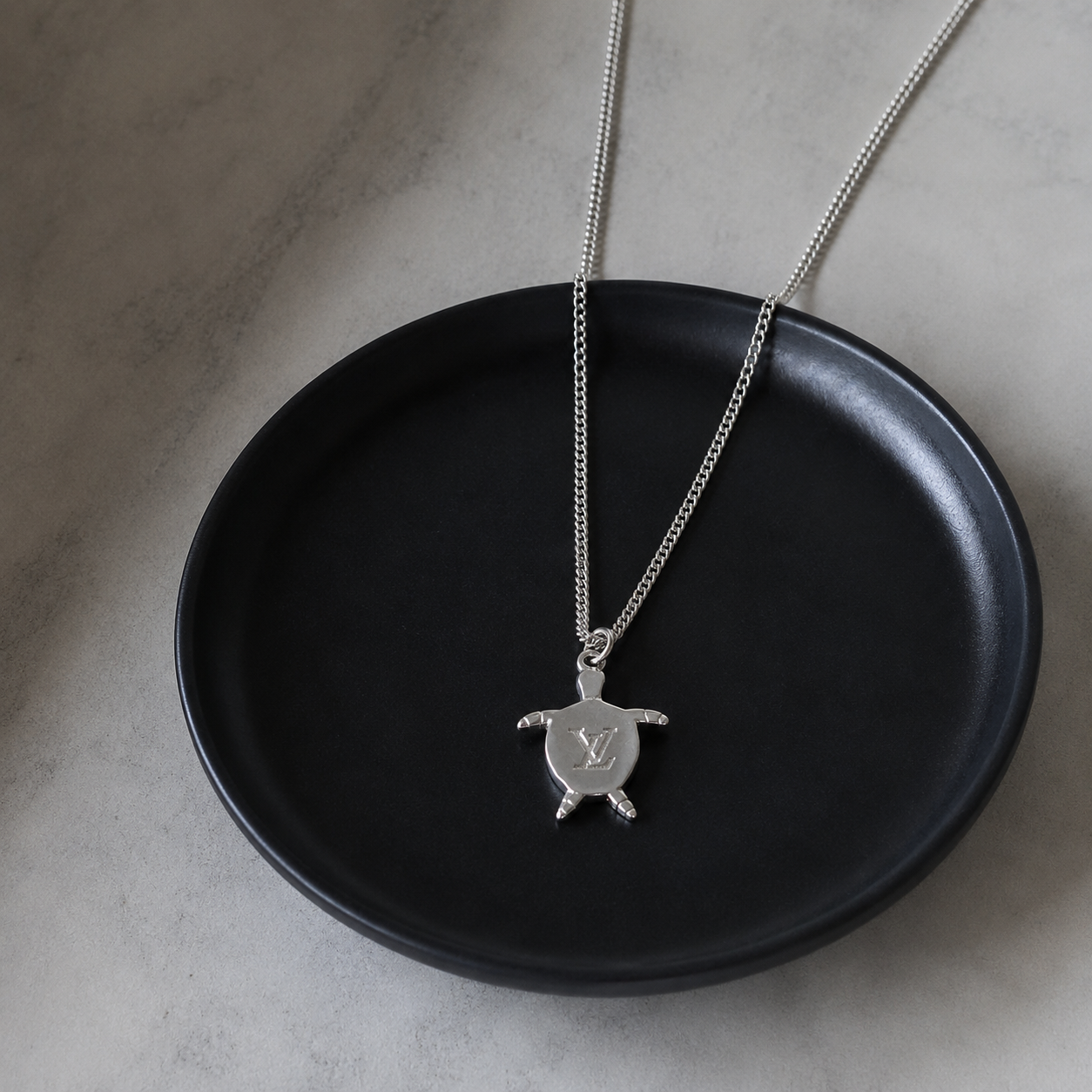 LV TURTLE PENDANT NECKLACE